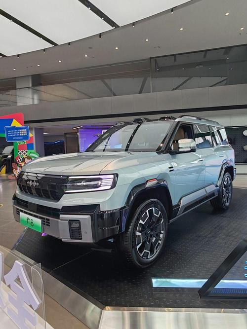深圳288比亚迪方程豹硬派越野的爆款，英菲尼迪35周年与你共成长
